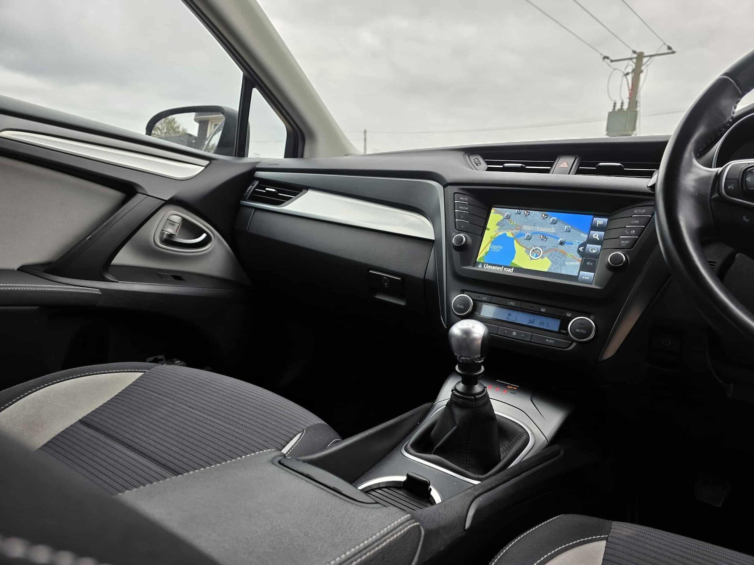 Used Toyota Avensis 2017 for sale - 76599442: Photo 23