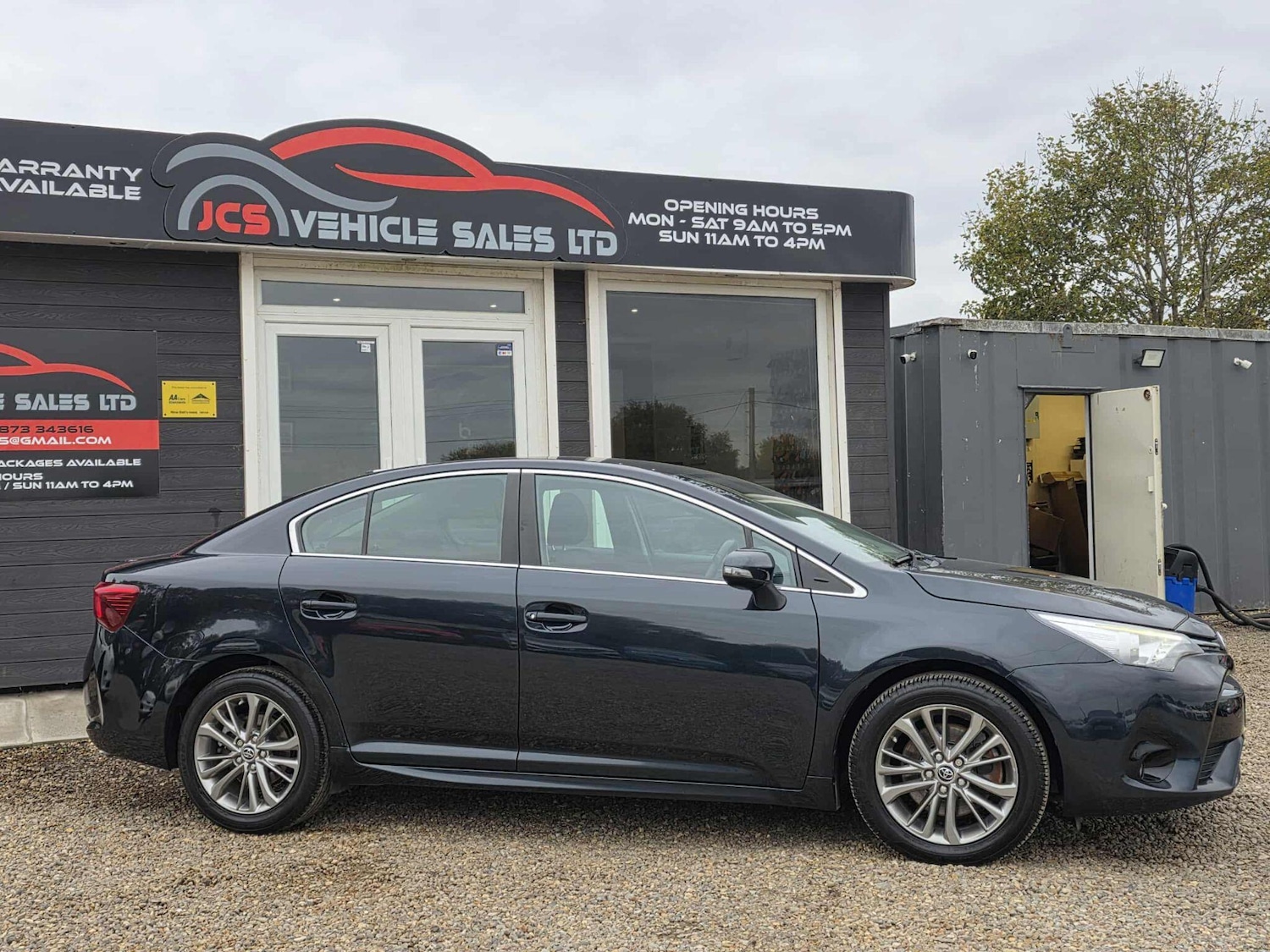 Used Toyota Avensis 2017 for sale - 76599442: Photo 3
