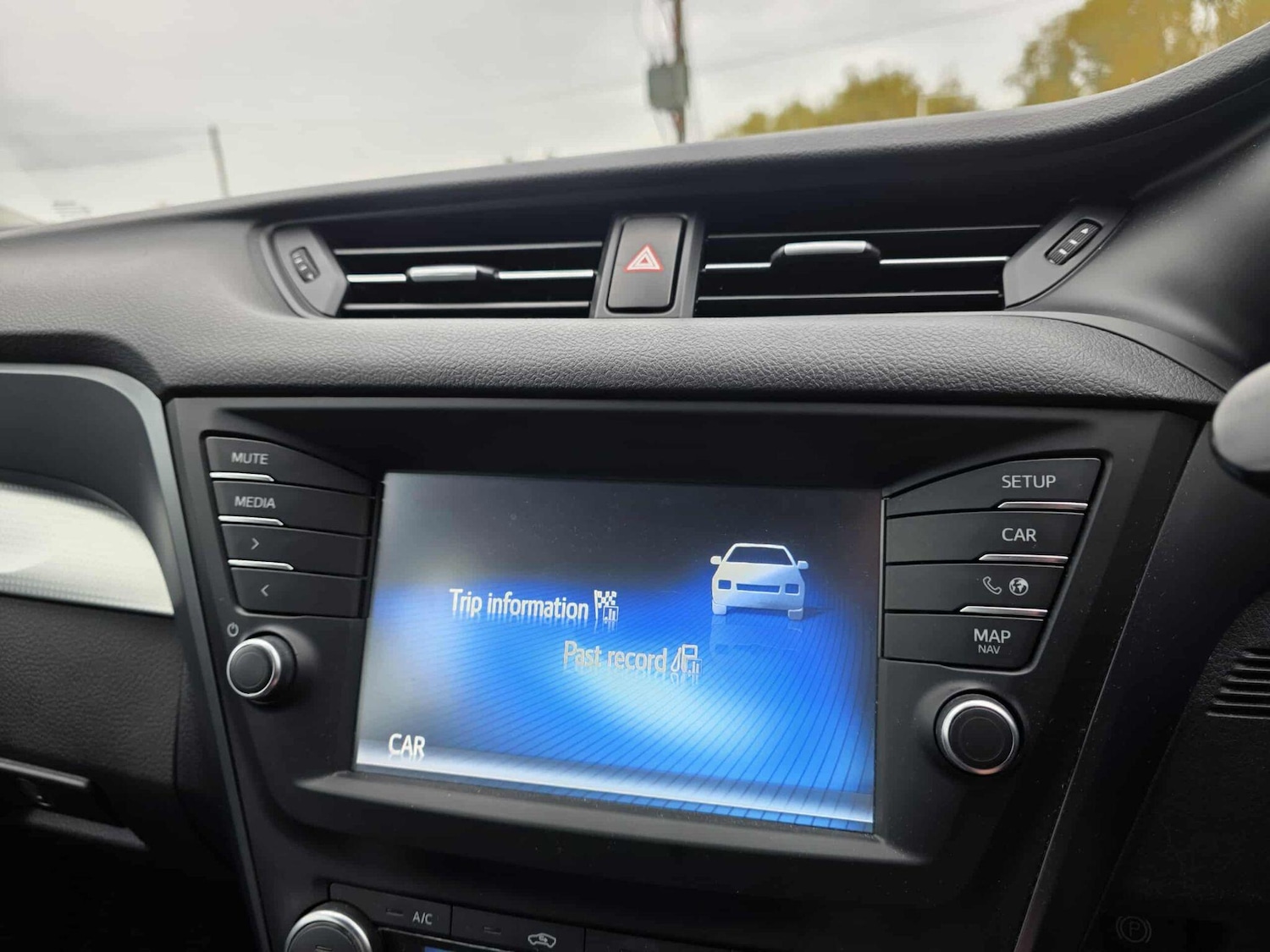 Used Toyota Avensis 2017 for sale - 76599442: Photo 30