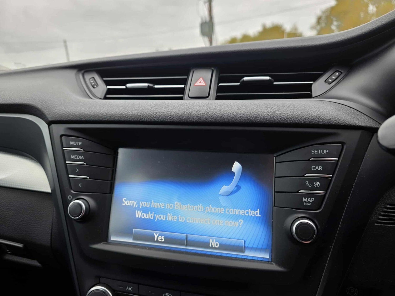 Used Toyota Avensis 2017 for sale - 76599442: Photo 33