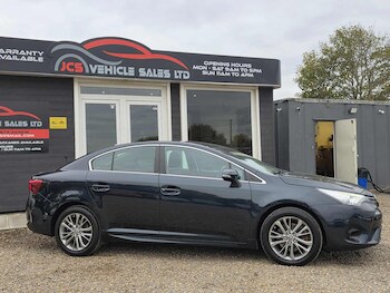 Used Toyota Avensis 2017 for sale - 76599442: Photo