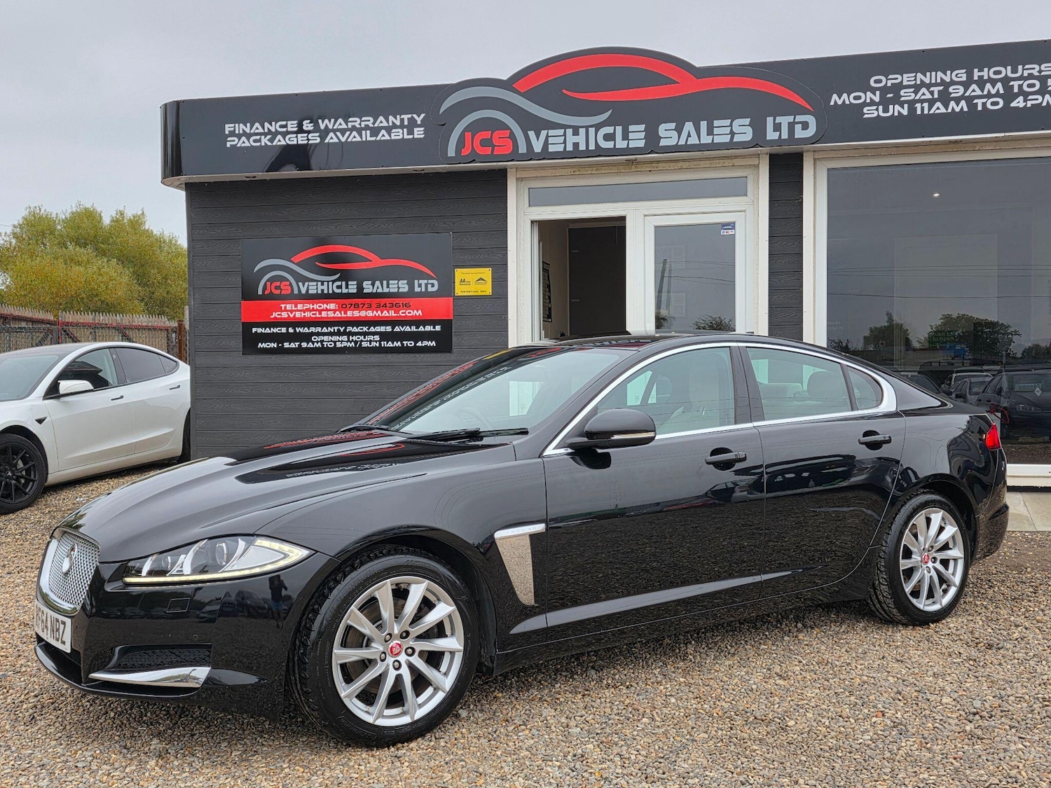 Used Jaguar XF 2014 for sale - 76599437: Photo 10