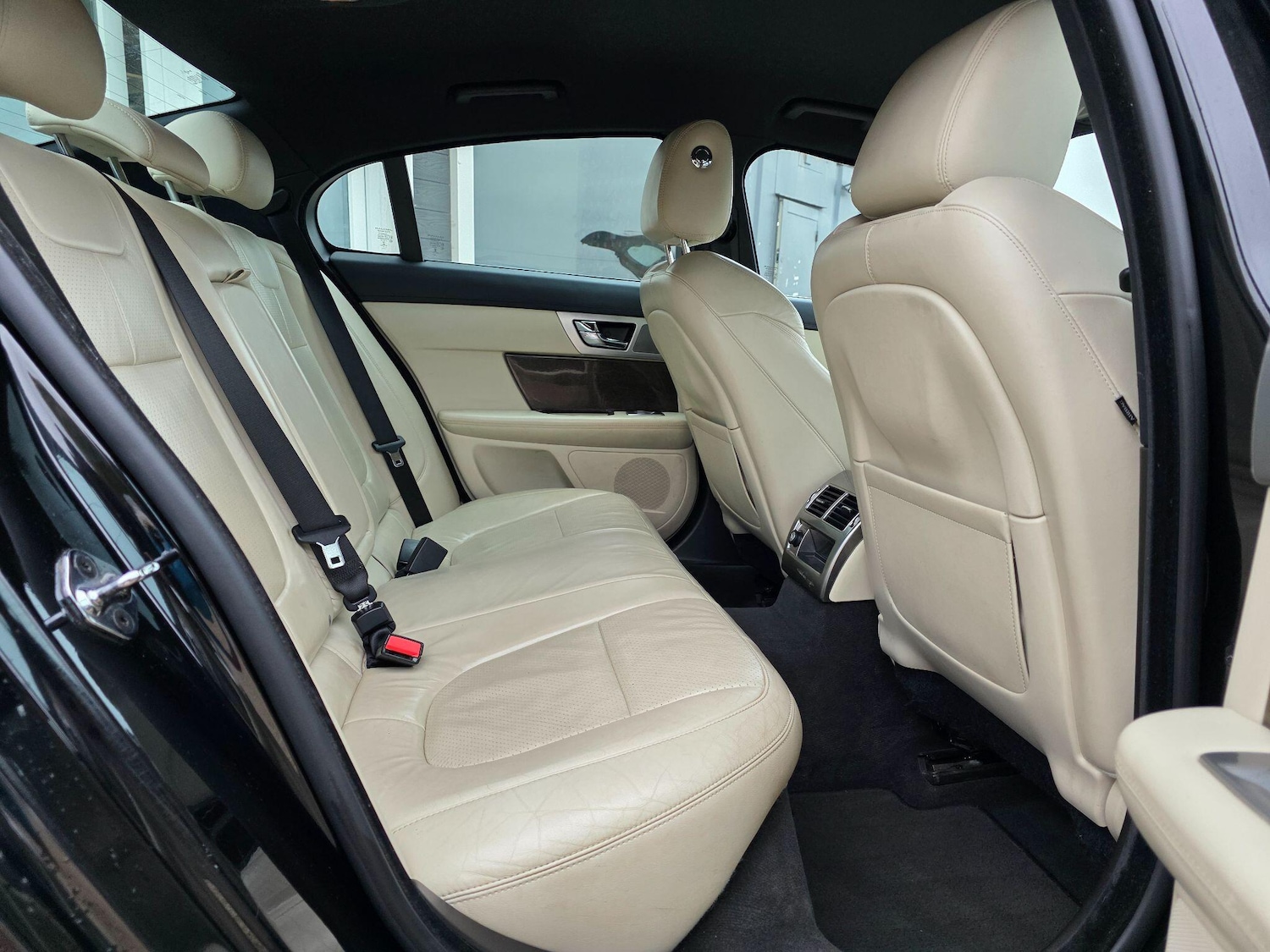 Used Jaguar XF 2014 for sale - 76599437: Photo 15