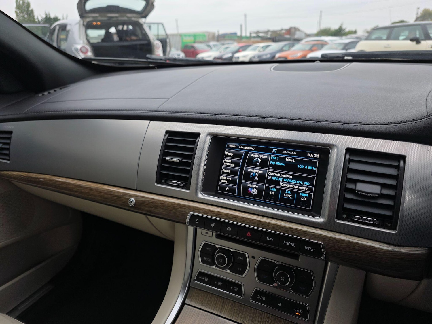 Used Jaguar XF 2014 for sale - 76599437: Photo 23