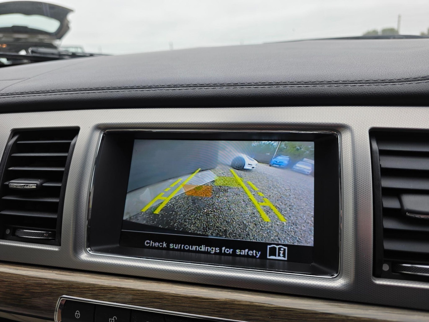 Used Jaguar XF 2014 for sale - 76599437: Photo 29