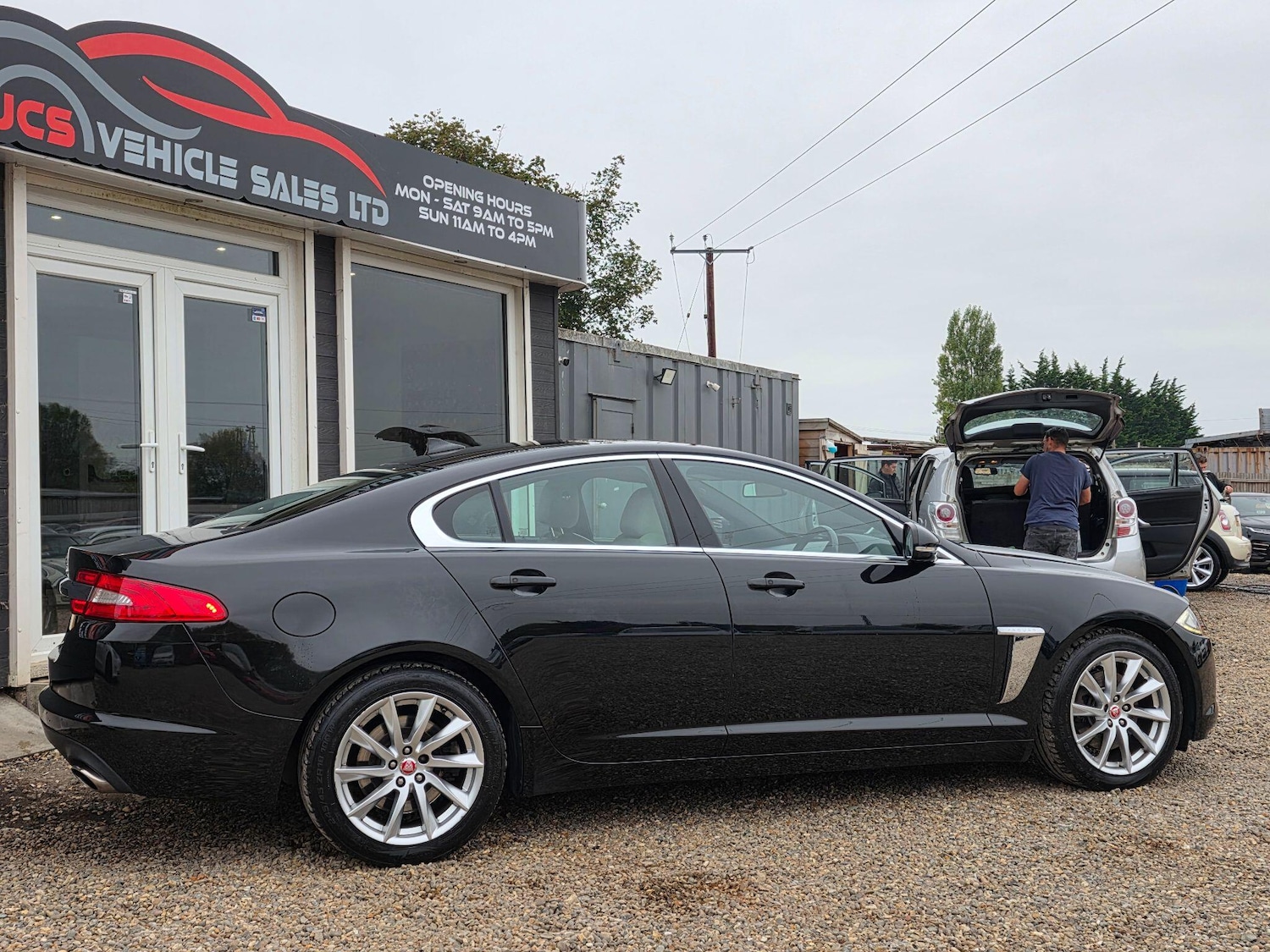 Used Jaguar XF 2014 for sale - 76599437: Photo 4