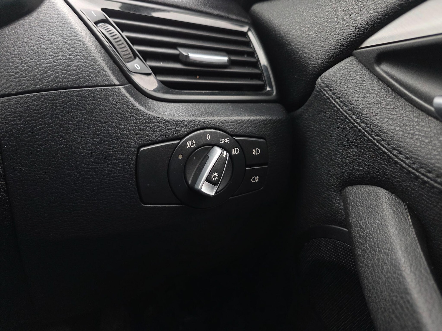 Used BMW X1 2013 for sale - 77722549: Photo 28