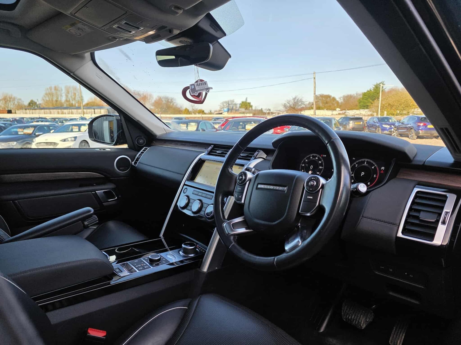 Used Land Rover Discovery 2018 for sale - 76689593: Photo 13