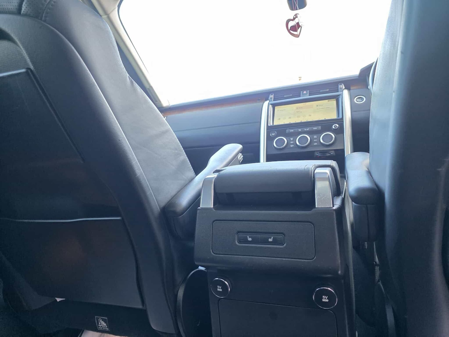 Used Land Rover Discovery 2018 for sale - 76689593: Photo 19