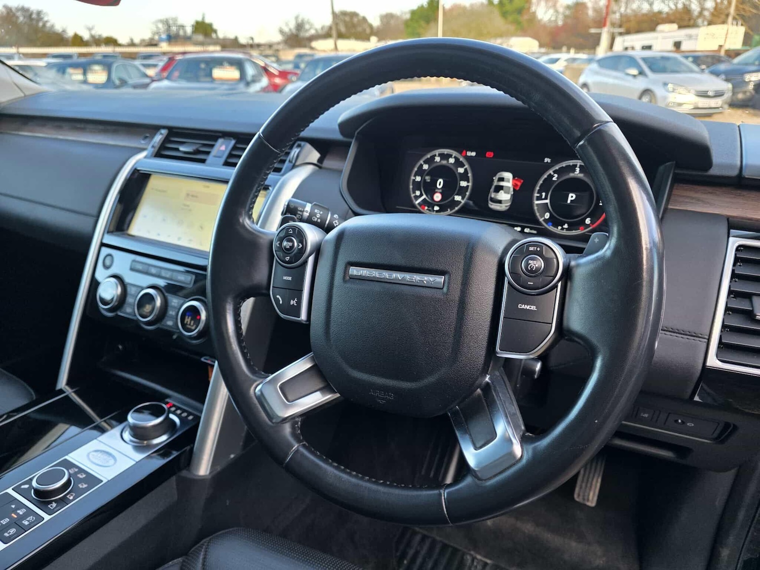 Used Land Rover Discovery 2018 for sale - 76689593: Photo 27