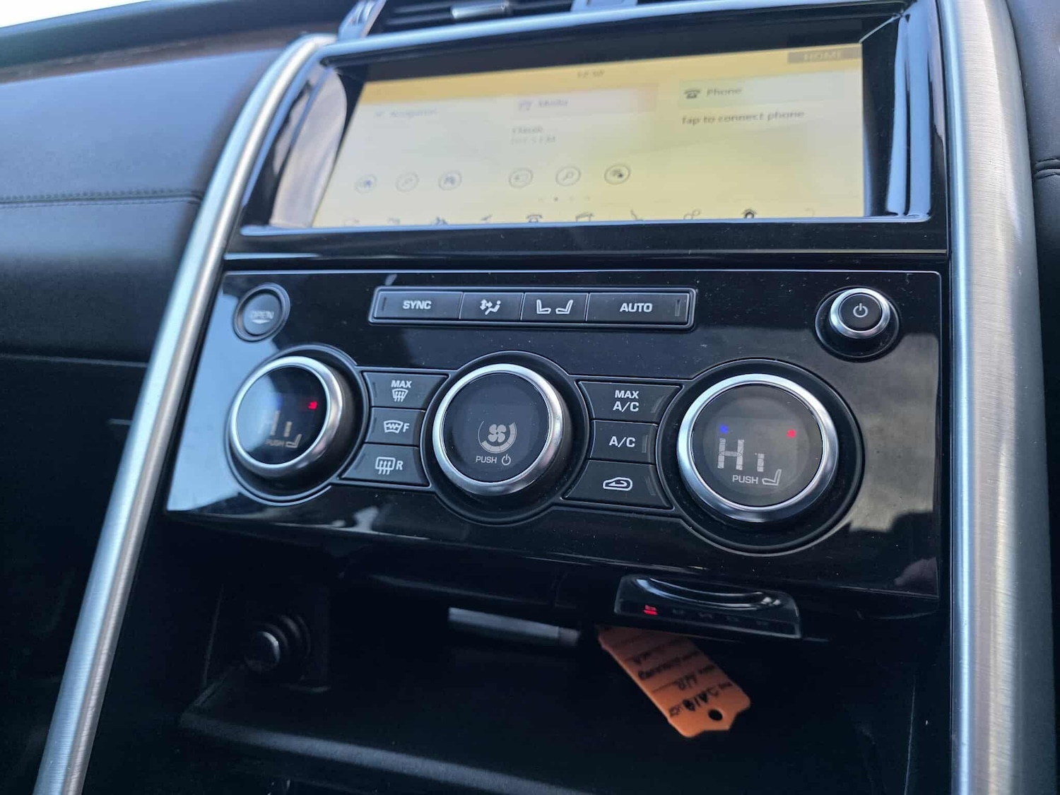 Used Land Rover Discovery 2018 for sale - 76689593: Photo 30