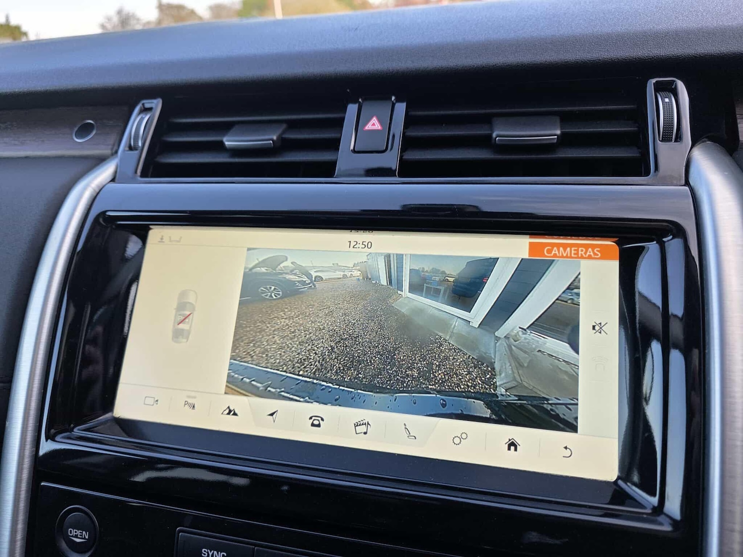 Used Land Rover Discovery 2018 for sale - 76689593: Photo 35