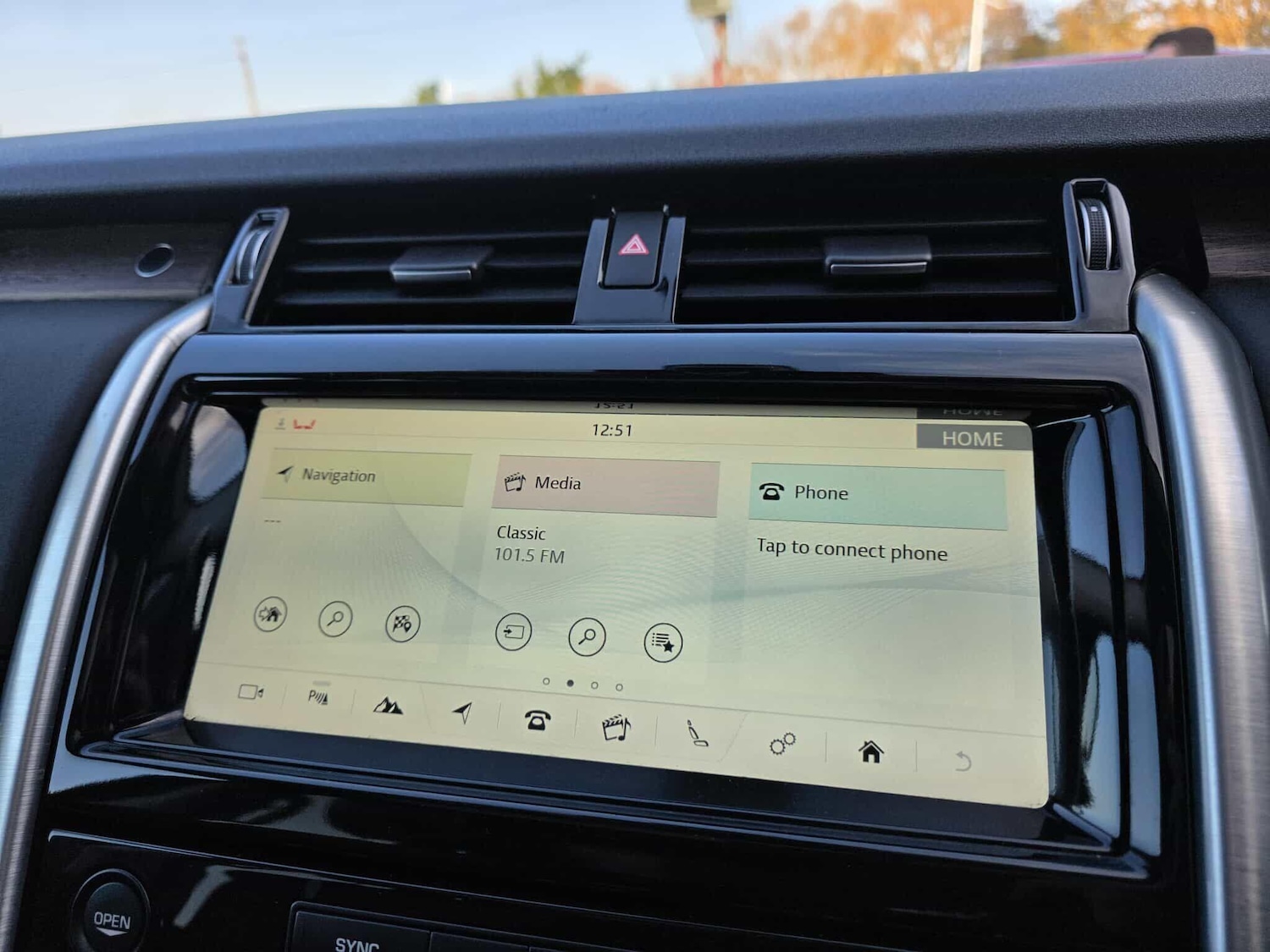 Used Land Rover Discovery 2018 for sale - 76689593: Photo 40