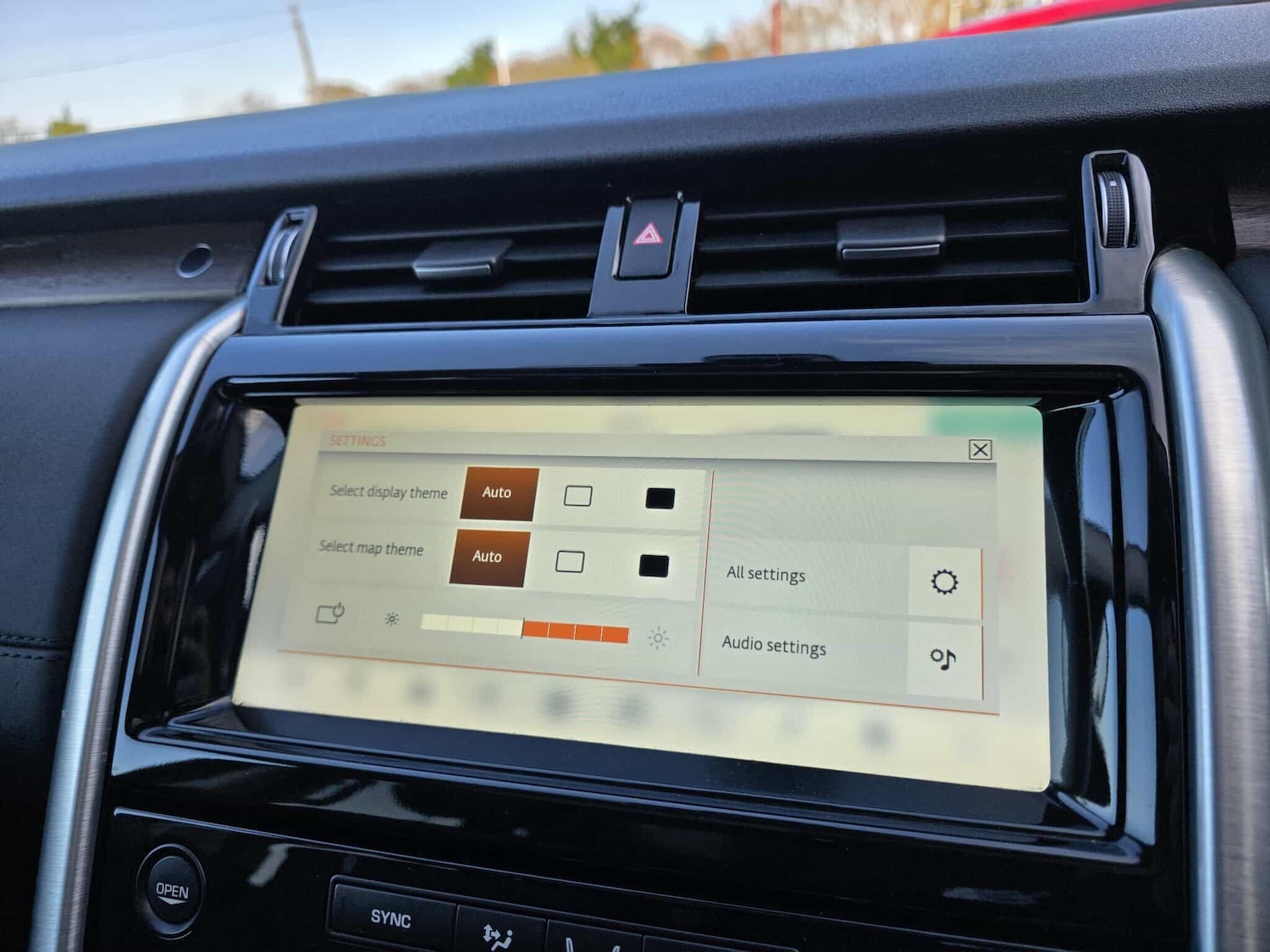 Used Land Rover Discovery 2018 for sale - 76689593: Photo 41