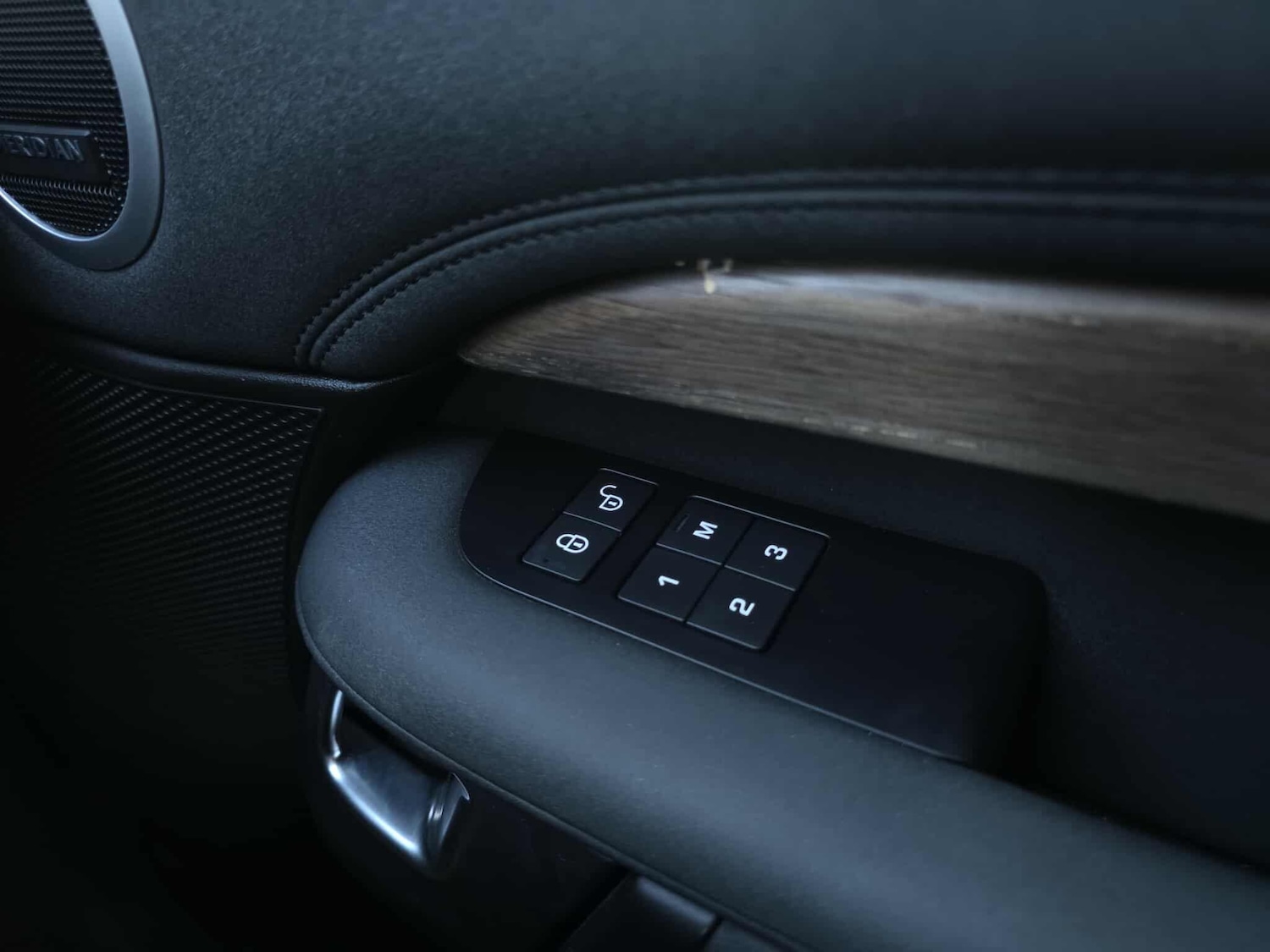 Used Land Rover Discovery 2018 for sale - 76689593: Photo 44