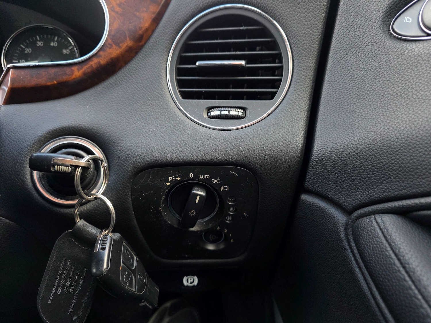 Used Mercedes-Benz CLS 2006 for sale - 76599463: Photo 32