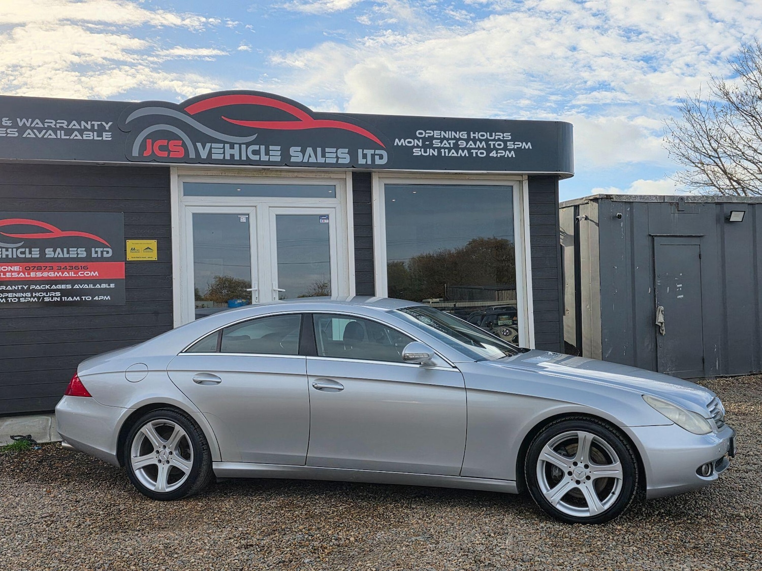 Used Mercedes-Benz CLS 2006 for sale - 76599463: Photo 4