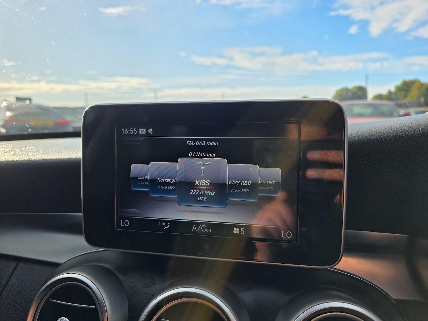 Used Mercedes-Benz C Class 2018 for sale - 76599436: Photo 27