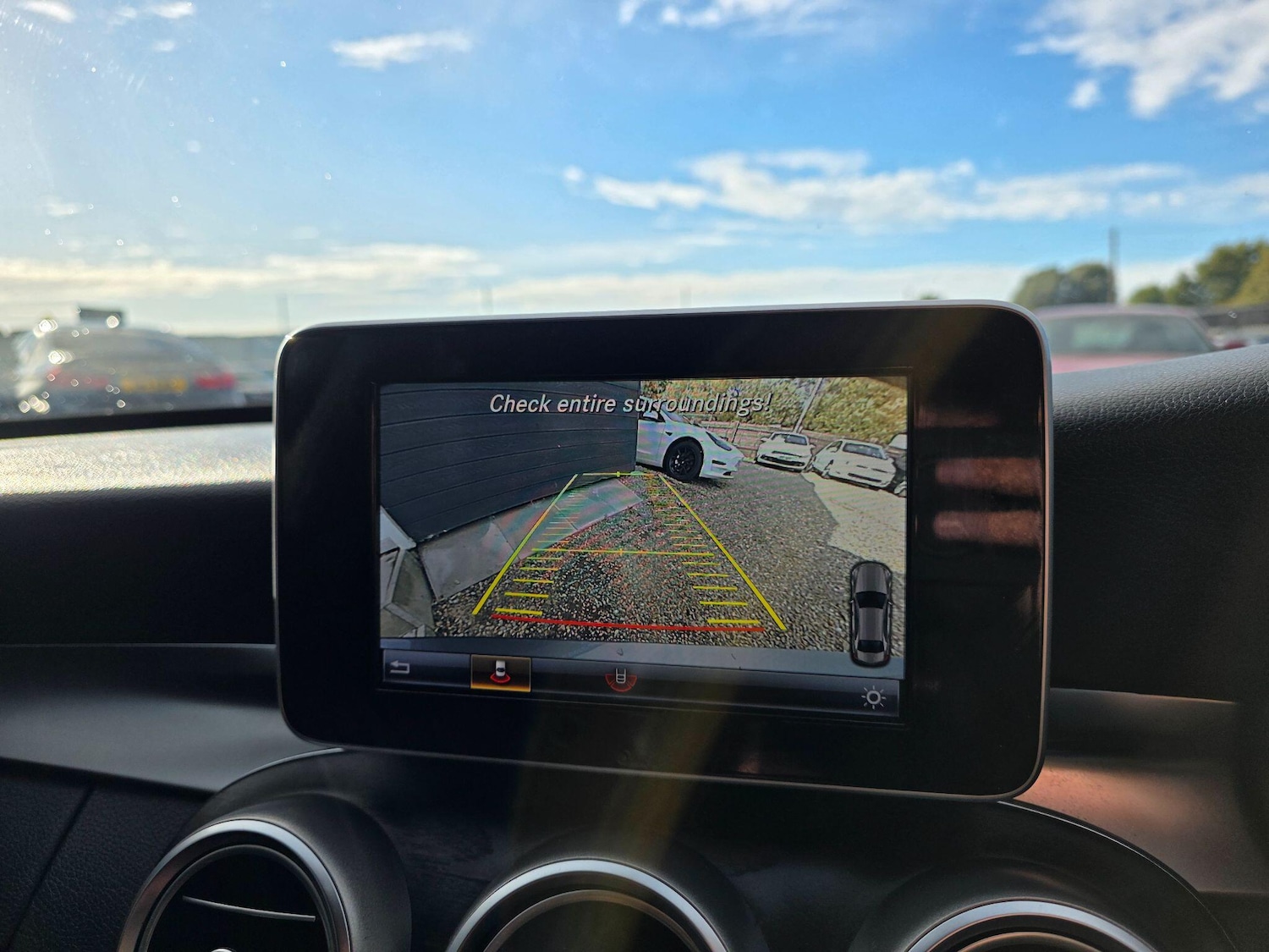 Used Mercedes-Benz C Class 2018 for sale - 76599436: Photo 31