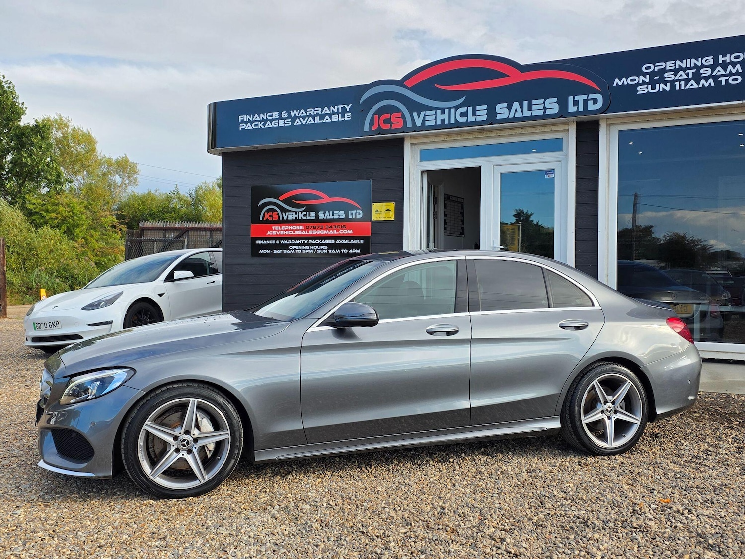 Used Mercedes-Benz C Class 2018 for sale - 76599436: Photo 9