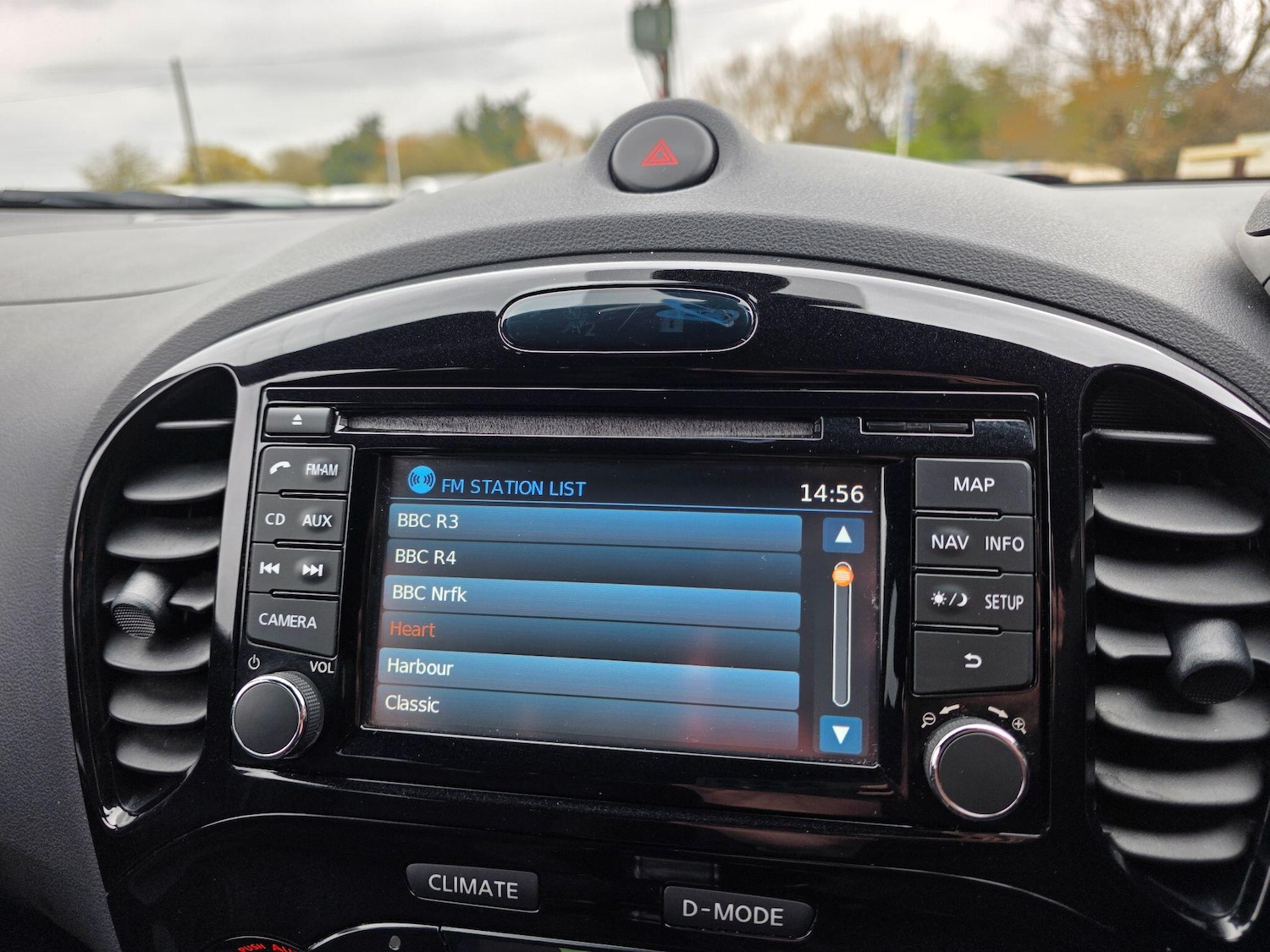 Used Nissan Juke 2014 for sale - 78046851: Photo 29