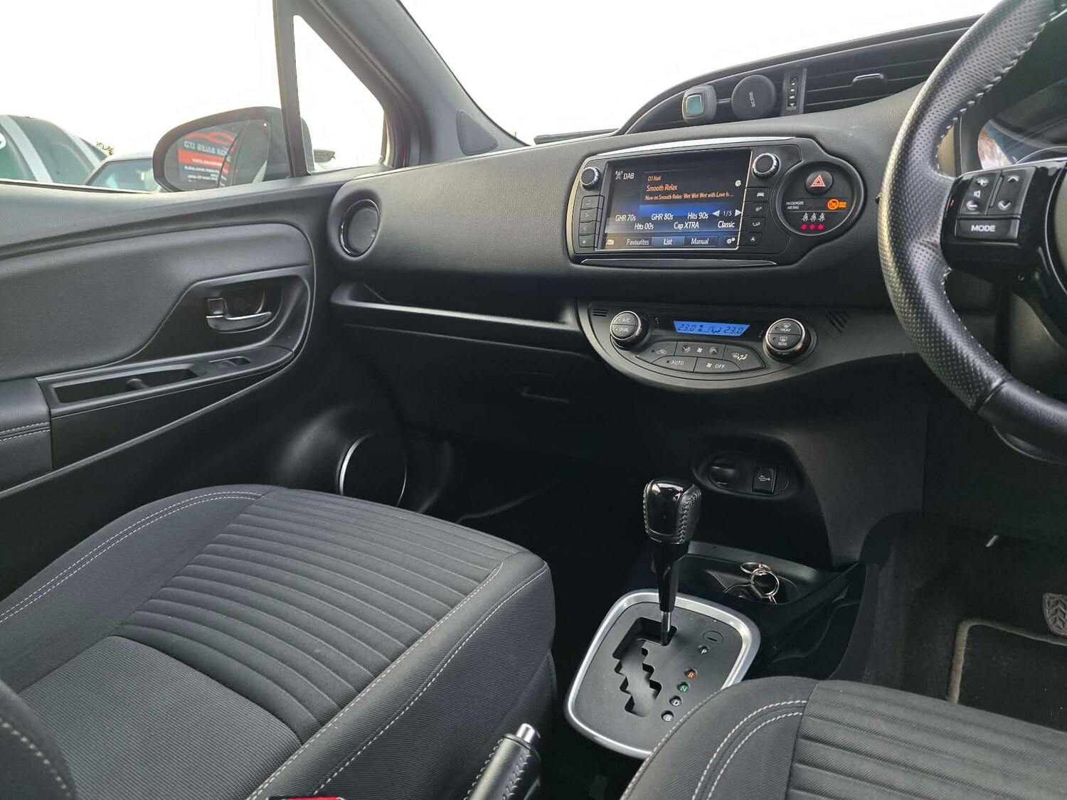 Used Toyota Yaris 2017 for sale - 77585893: Photo 23