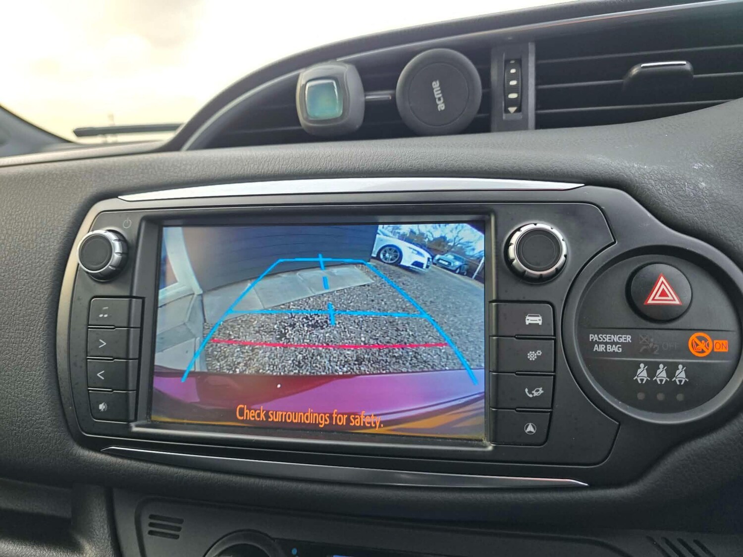 Used Toyota Yaris 2017 for sale - 77585893: Photo 31