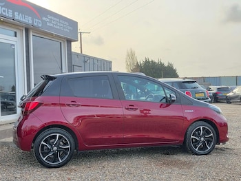 Used Toyota Yaris 2017 for sale - 77585893: Photo