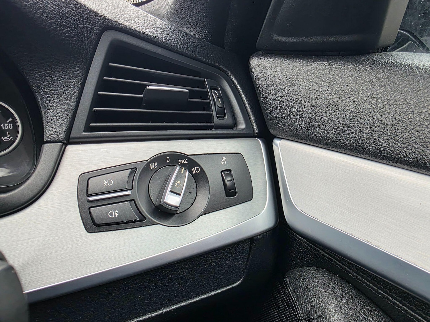 Used BMW 5 Series 2012 for sale - 78085968: Photo 31