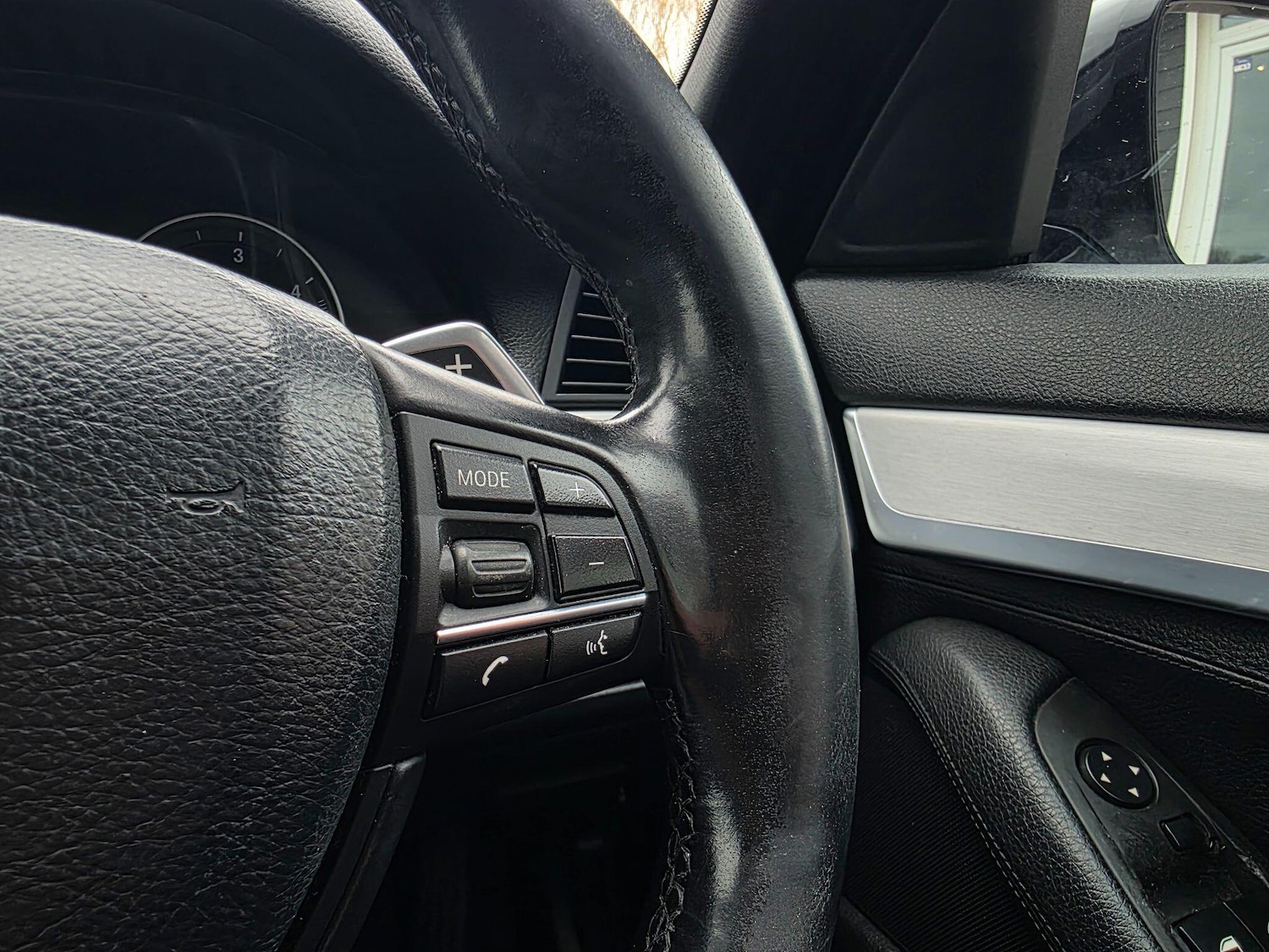 Used BMW 5 Series 2012 for sale - 78085968: Photo 33