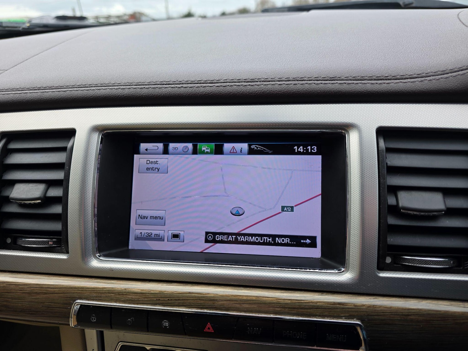 Used Jaguar XF for sale - 77549497: Photo 32