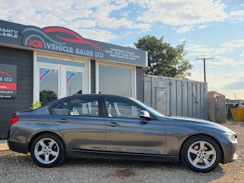 Used BMW 3 Series 2013 for sale - 79601976: Photo