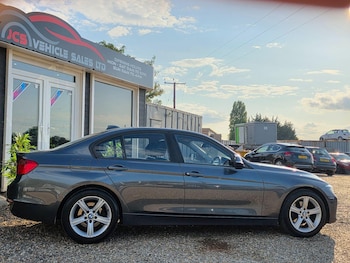 Used BMW 3 Series 2013 for sale - 79601976: Photo