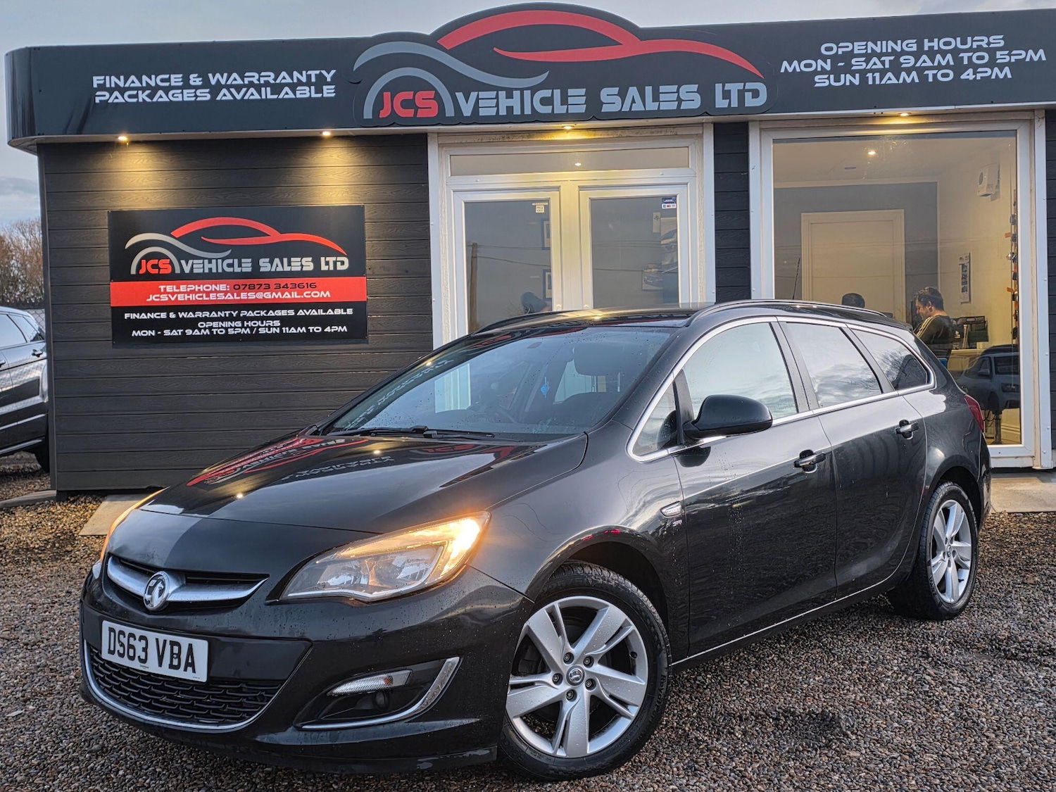 Used Vauxhall Astra 2013 for sale - 76887191: Photo 1