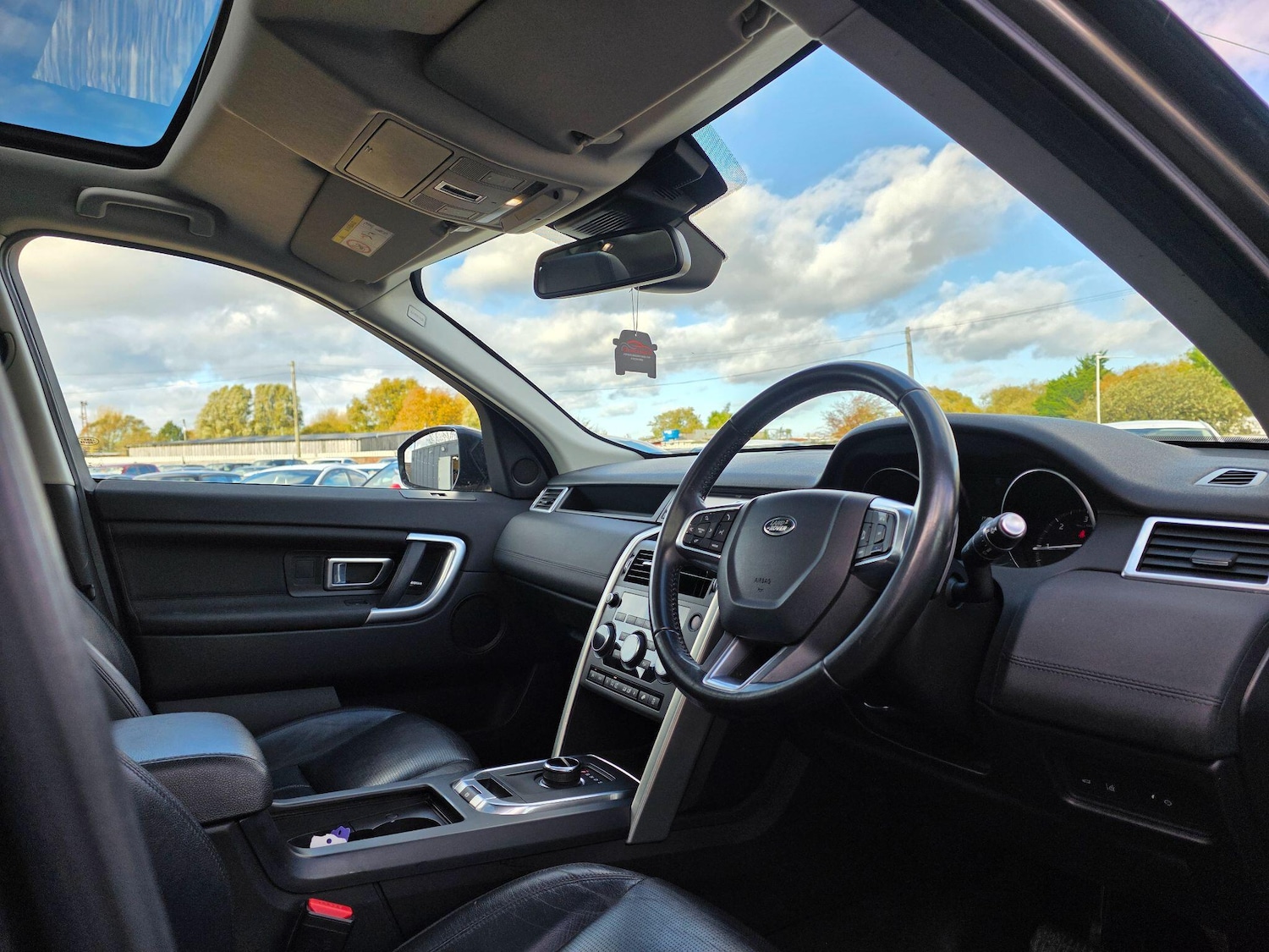 Used Land Rover Discovery Sport 2016 for sale - 76599450: Photo 13