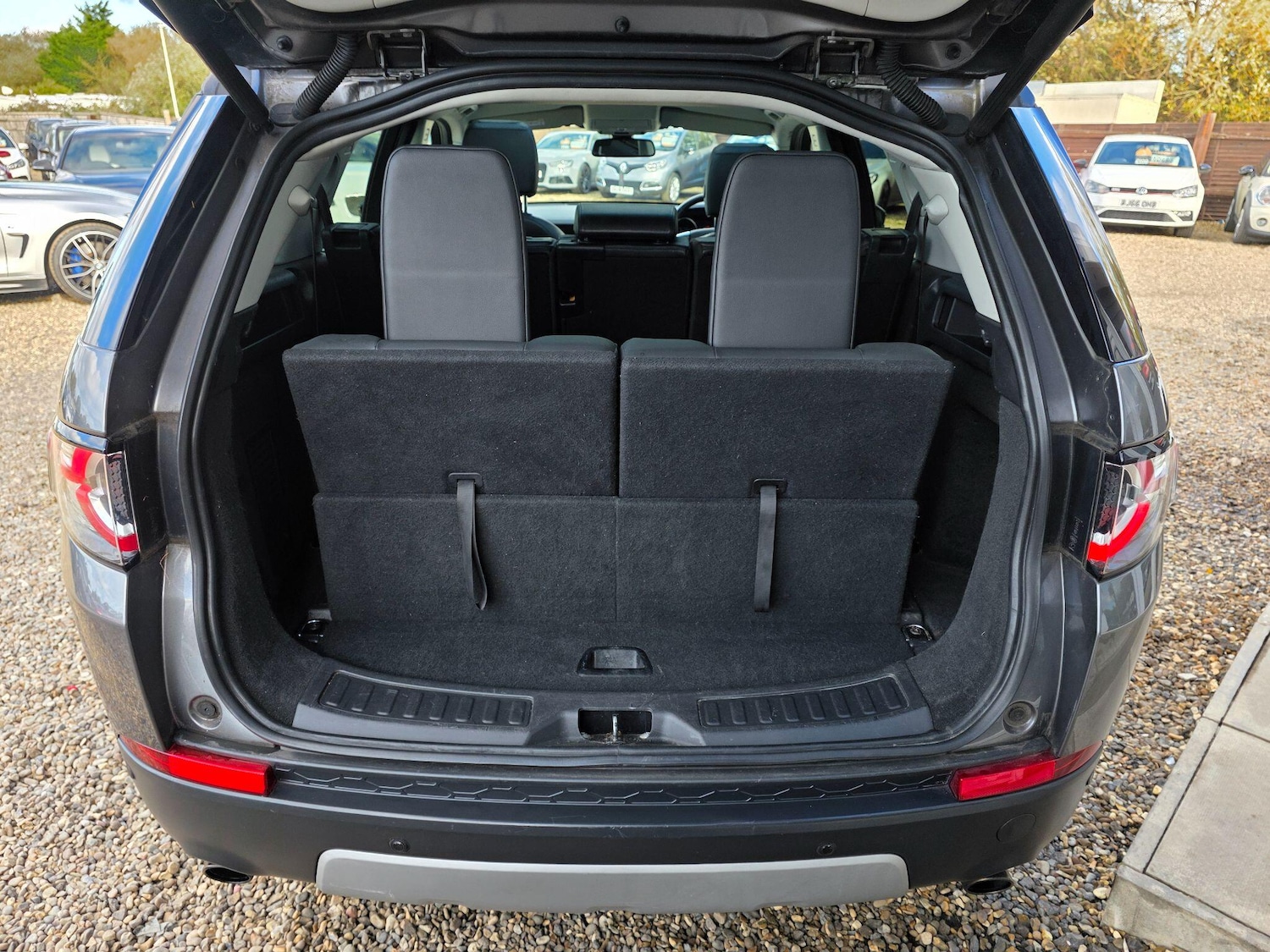 Used Land Rover Discovery Sport 2016 for sale - 76599450: Photo 17