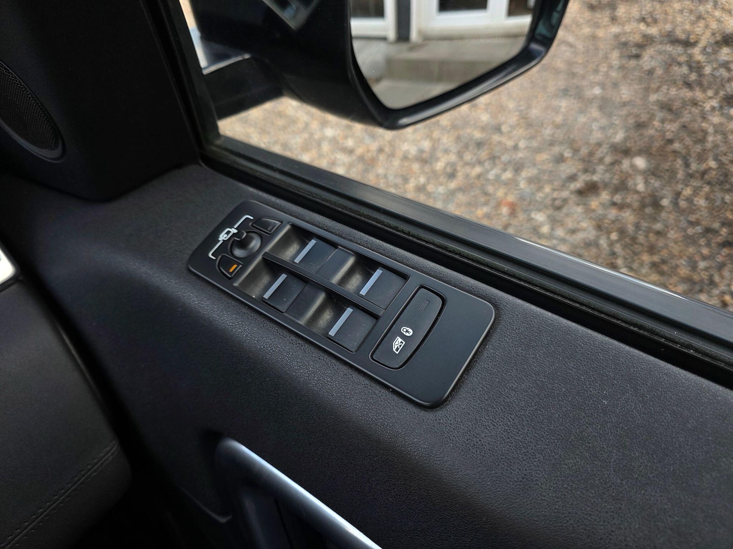 Used Land Rover Discovery Sport 2016 for sale - 76599450: Photo 39