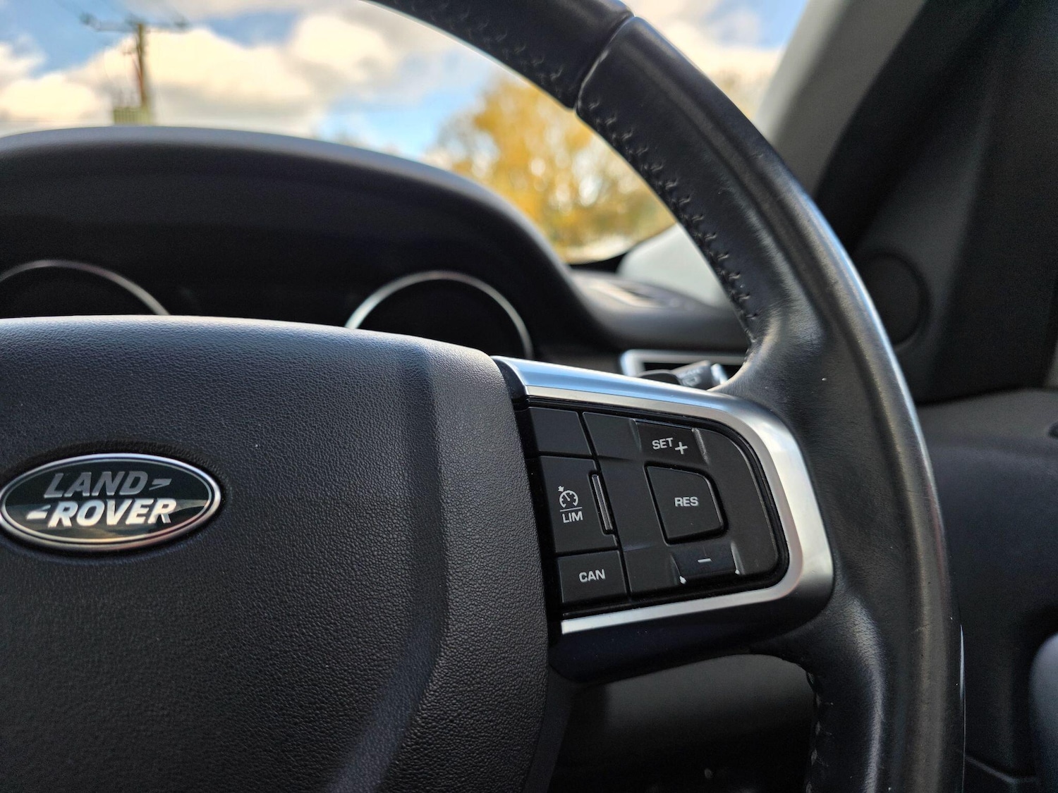 Used Land Rover Discovery Sport 2016 for sale - 76599450: Photo 43