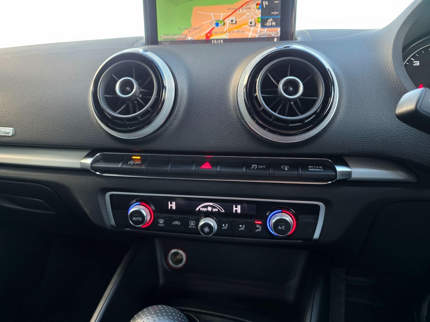 Used Audi A3 2015 for sale - 77016694: Photo 22