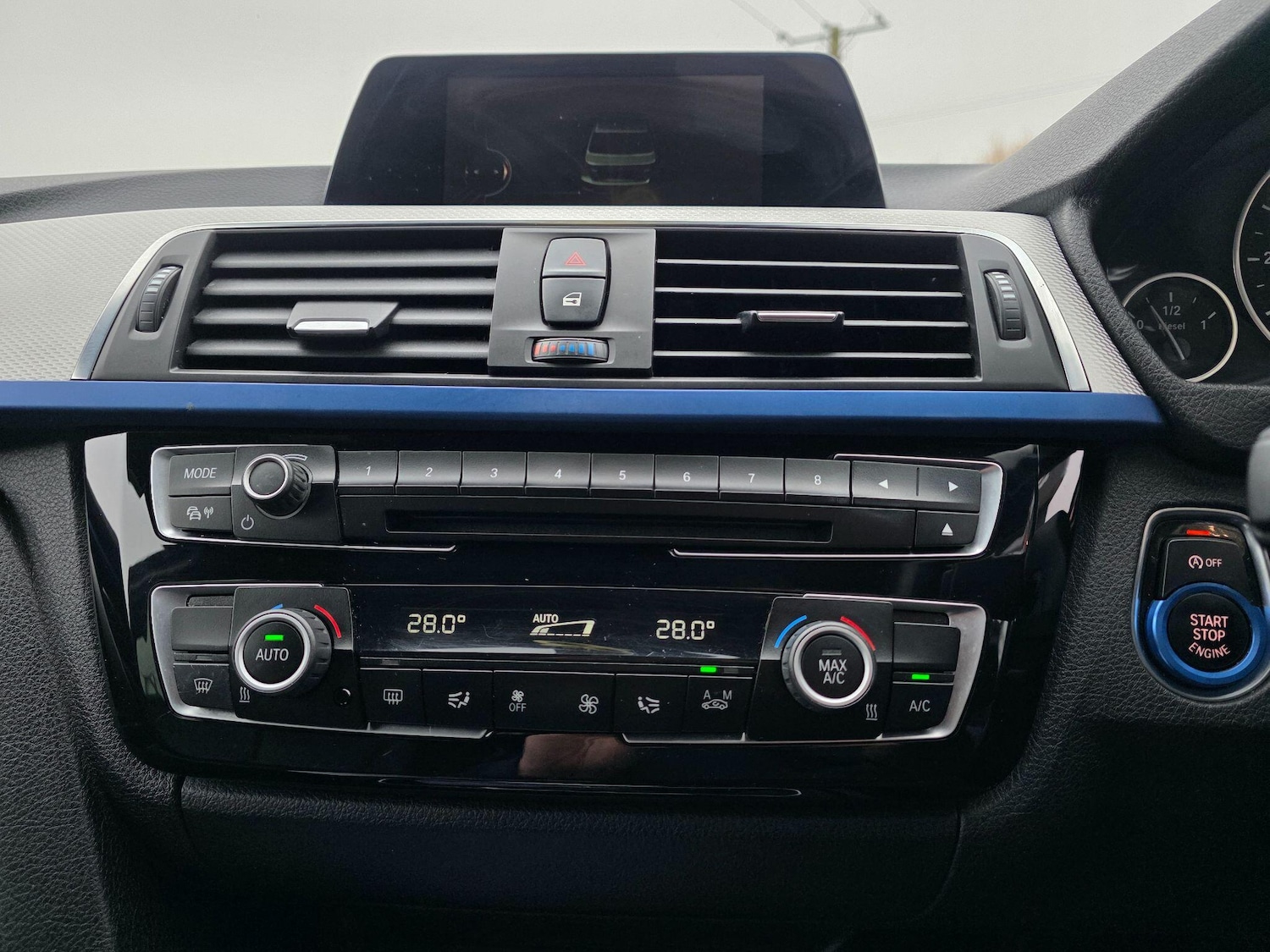 Used BMW 3 Series 2016 for sale - 77305277: Photo 33