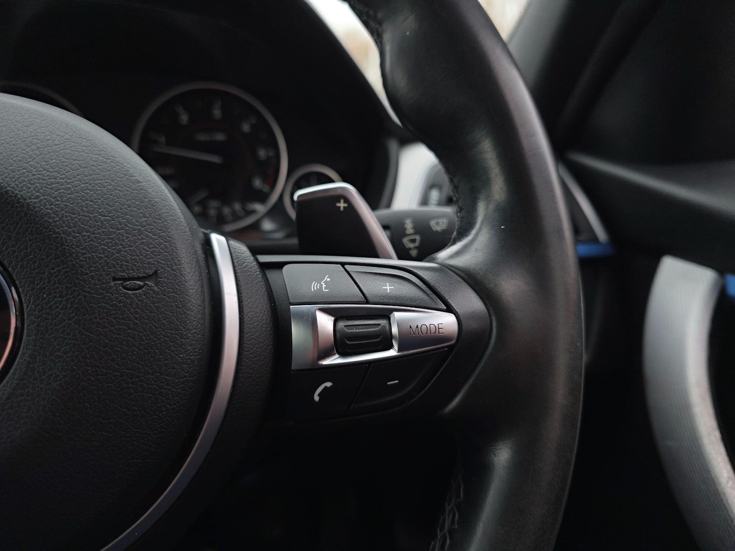 Used BMW 3 Series 2016 for sale - 77305277: Photo 43