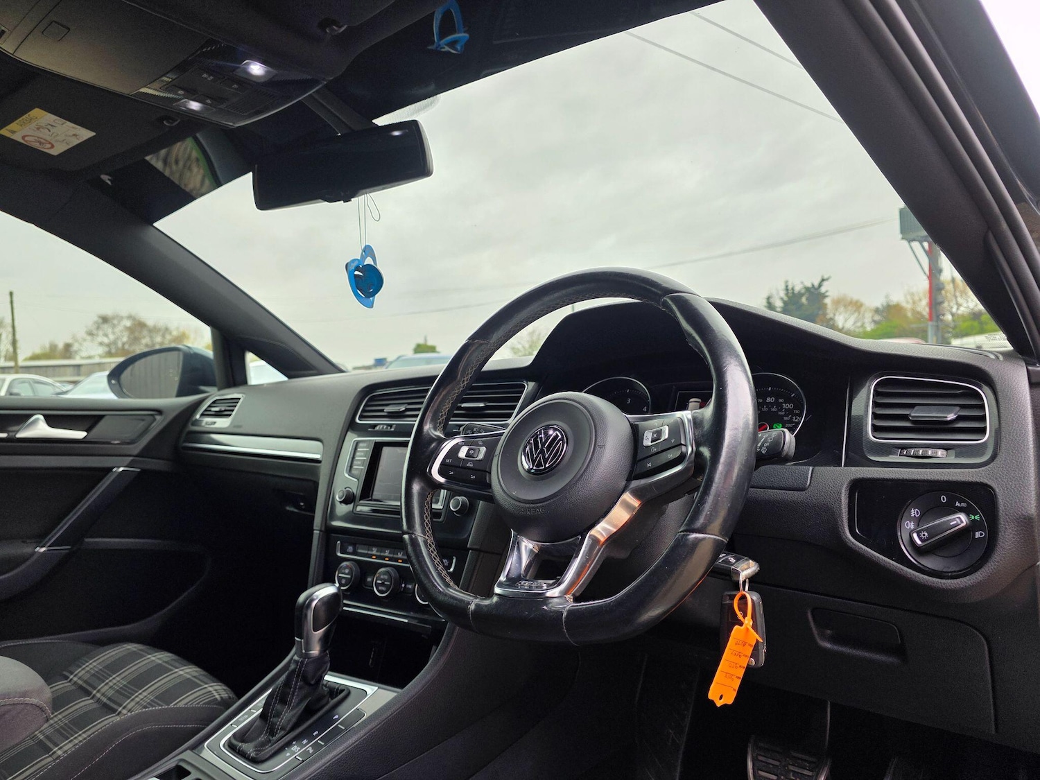 Used Volkswagen Golf for sale - 78135915: Photo 15