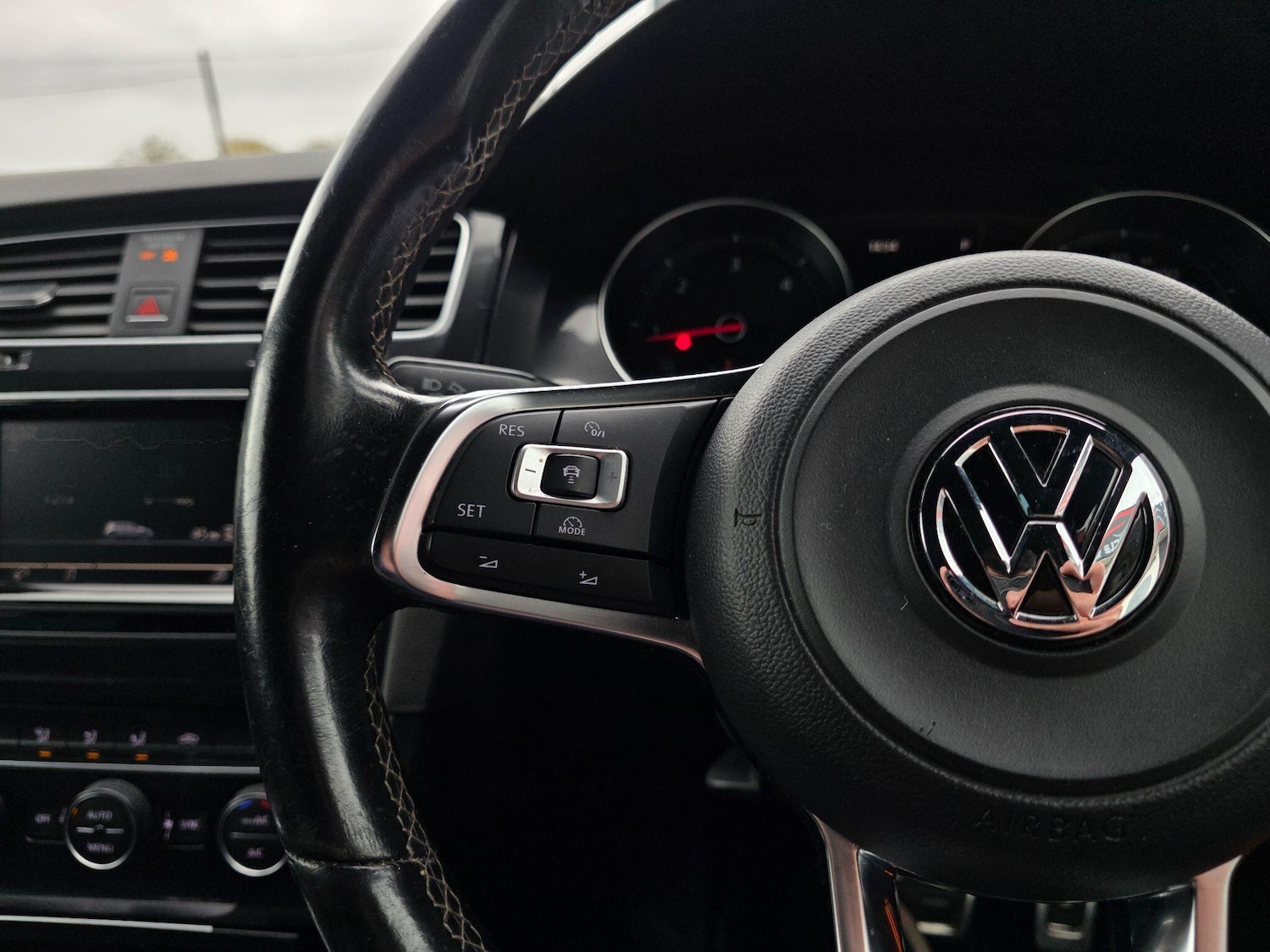 Used Volkswagen Golf for sale - 78135915: Photo 35