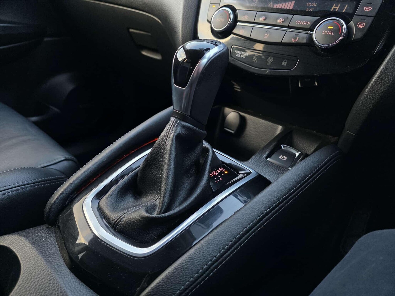 Used Nissan Qashqai 2017 for sale - 76688999: Photo 21