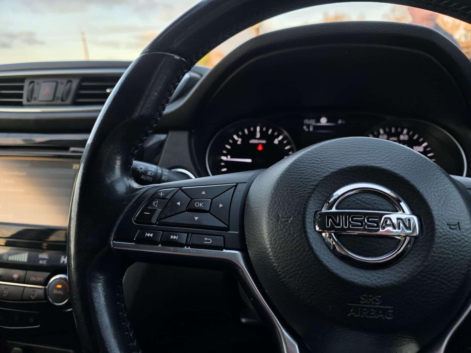 Used Nissan Qashqai 2017 for sale - 76688999: Photo 34