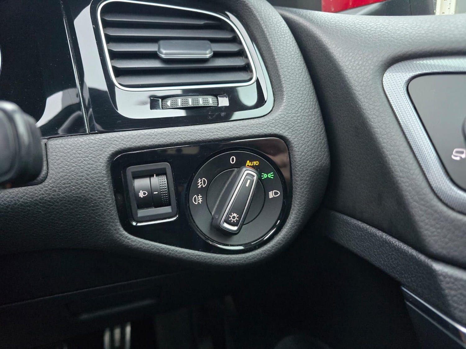 Used Volkswagen Golf for sale - 77496146: Photo 41