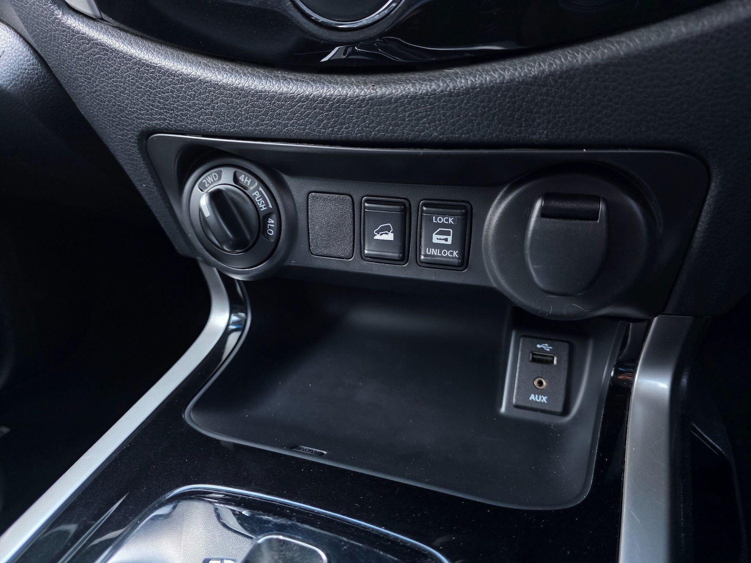 Used Nissan Navara 2017 for sale - 77724103: Photo 26