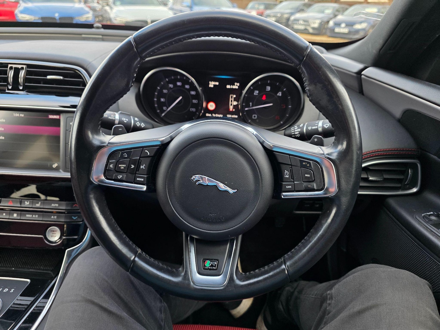 Used Jaguar XE 2016 for sale - 77440716: Photo 31