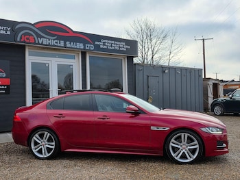 Used Jaguar XE 2016 for sale - 77440716: Photo