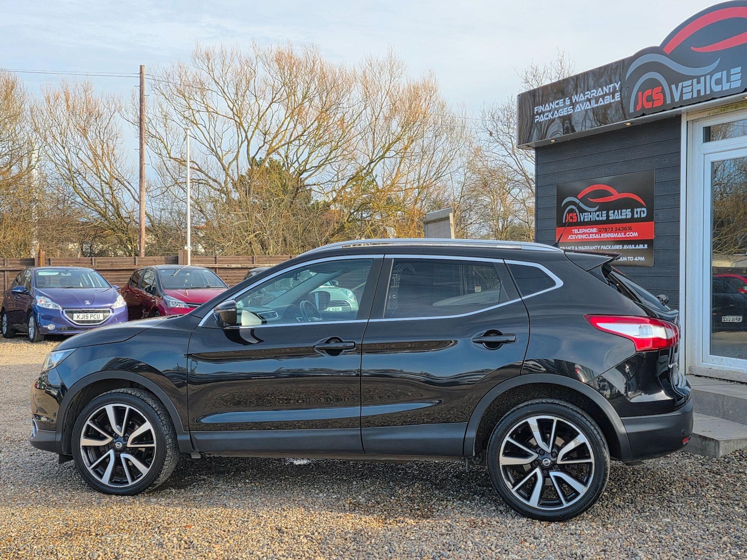 Used Nissan Qashqai 2017 for sale - 77637435: Photo 10